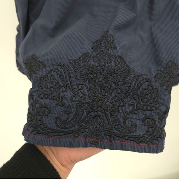 Johnny Was 3J Workshop Babydoll Button Up Top Embroidered Striped Y2k Blue - Picture 8 of 15